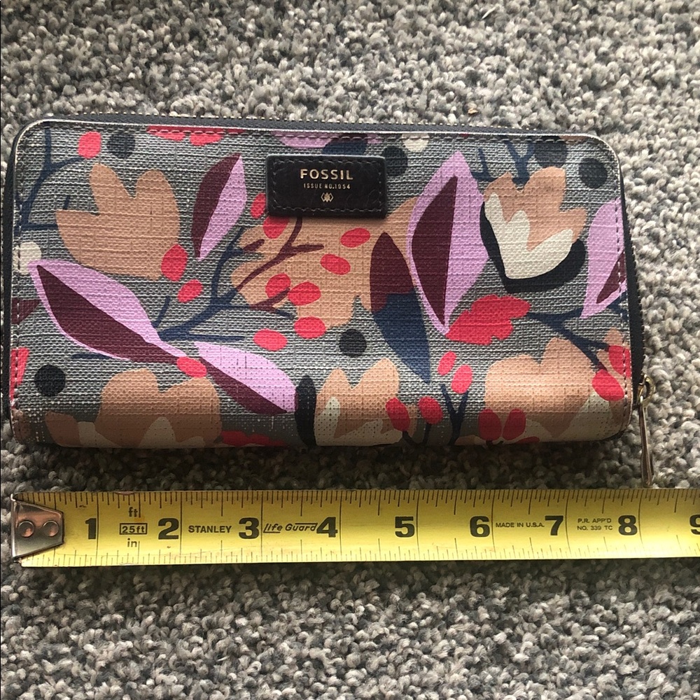Fossil Women's Floral Wallet - Pink, Red, and Brown